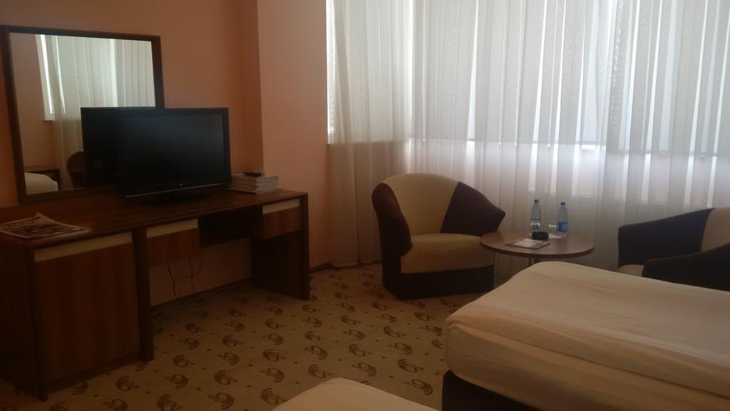 River Side Hotel Mingachevir Chambre photo