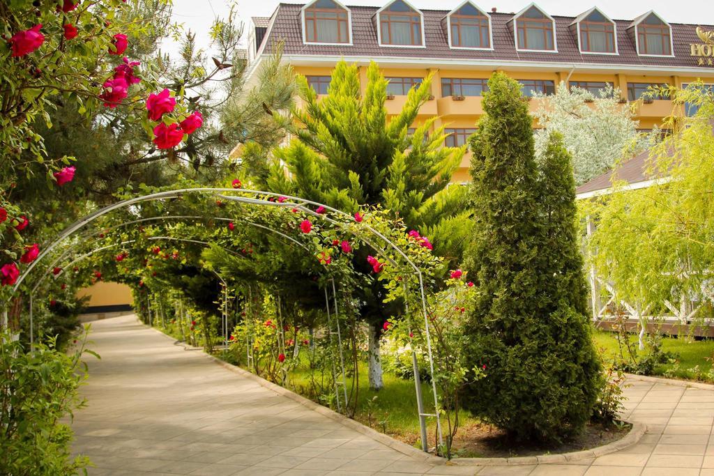 River Side Hotel Mingachevir Extérieur photo